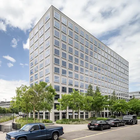 Placid Design & Lifestyle Готель Цюрих